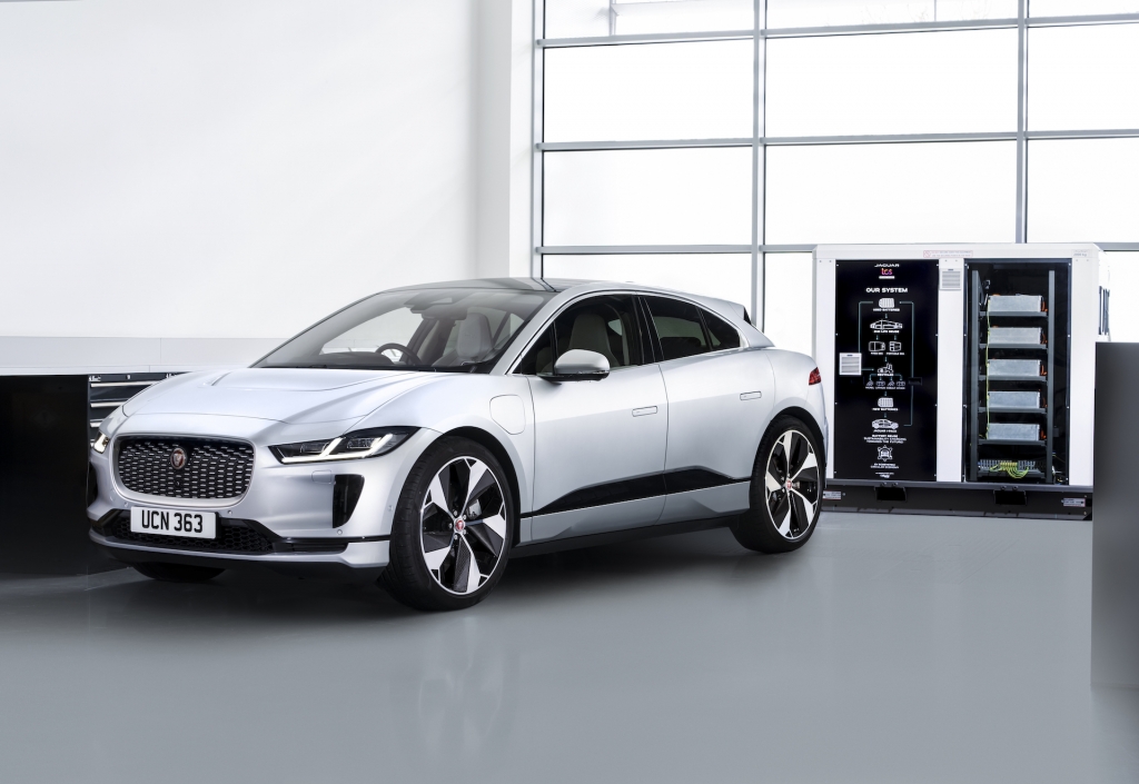„Jaguar Land Rover“ elektromobilio „I-Pace“ baterijoms suteikia antrą gyvenimą
